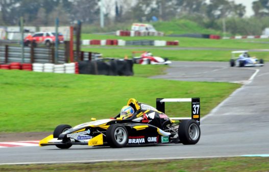 22220073_827560037415470_7103125744345331618_o