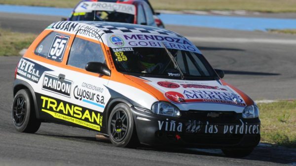 35781352_186710981926690_416432792000266240_o