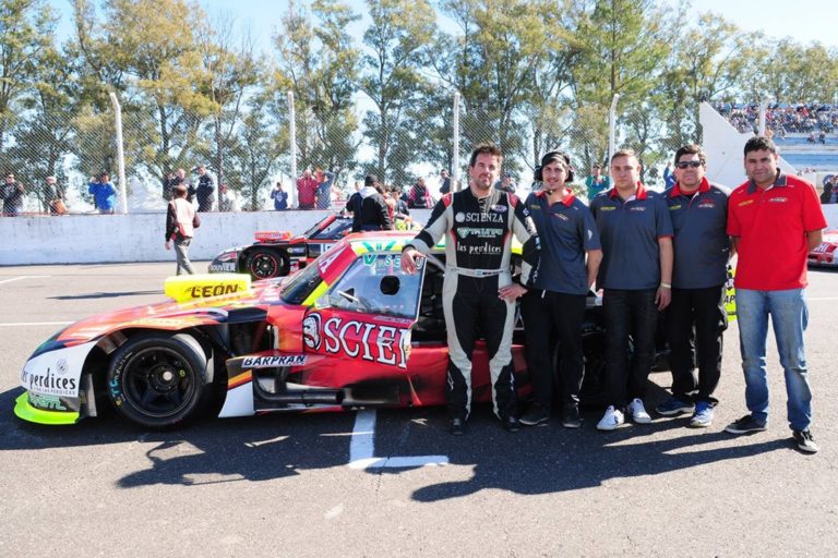 37962351_10156535928319568_4339096830835949568_o