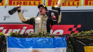 44023450_2028595903850350_7271809438095245312_n